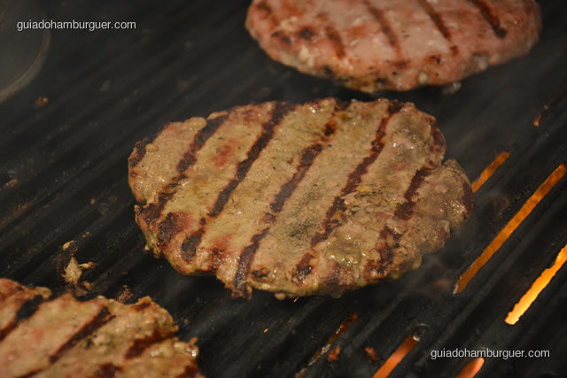 Detalhes do hambúrguer - Paulista Burger