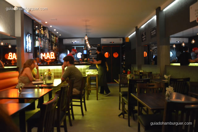 Ambiente moderno e descolado - MAB Gastronomia