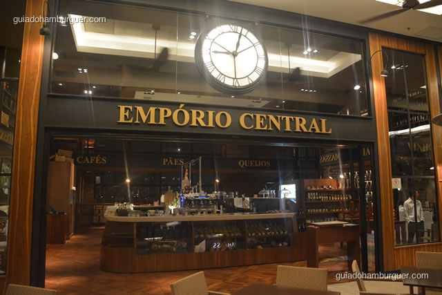 Fachada - Empório Central