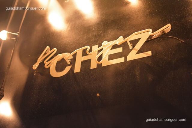 Luminoso - Chez Burger
