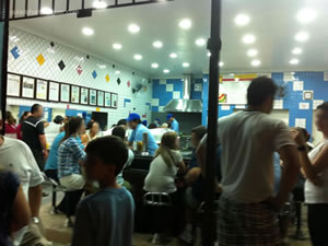 Ambiente depois da reforma - Hambúrguer do Seu Oswaldo