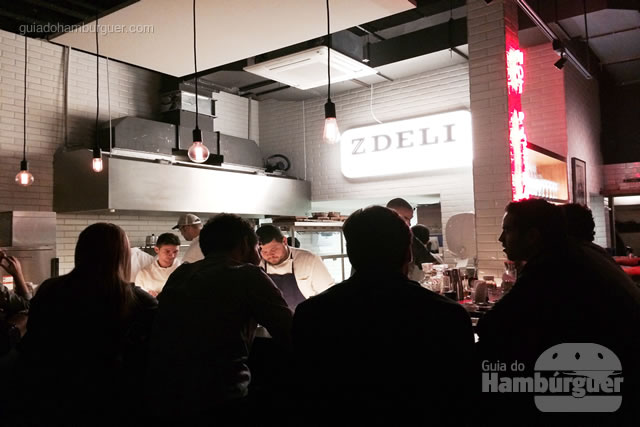 Fachada - Z Dei Sandwich Shop