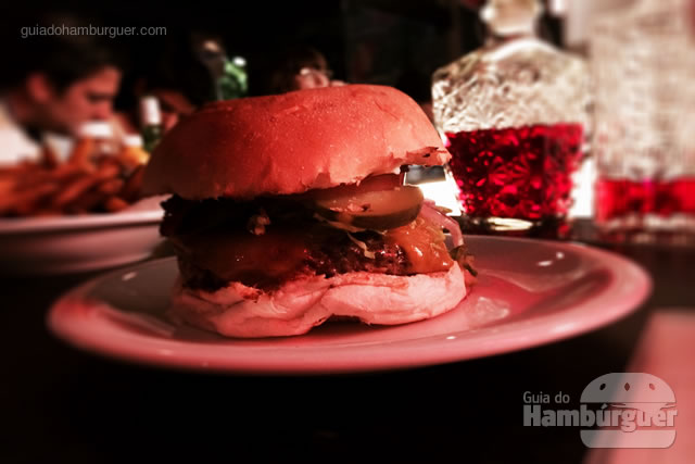 Burger Joint - Z Dei Sandwich Shop