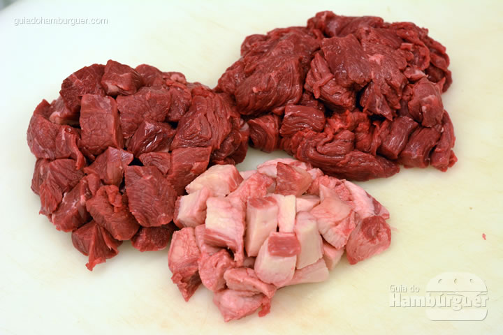 Carnes e gordura lado a lado - Receita hamburguer perfeito caseiro e profissional