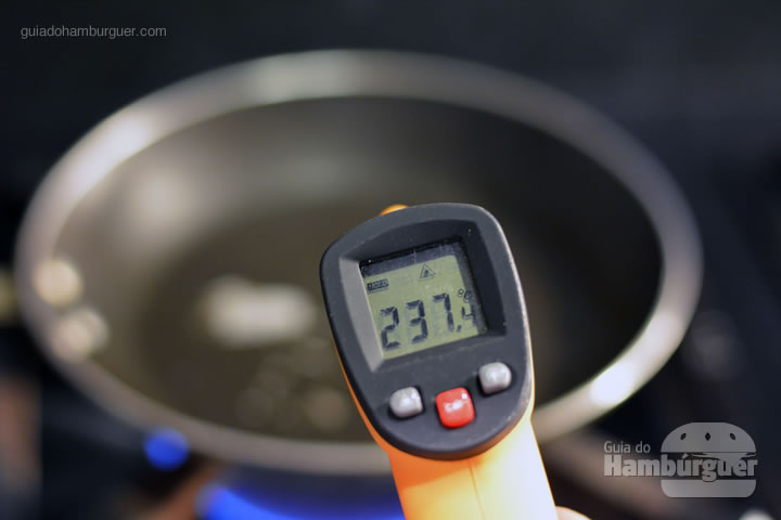 Pré aqueça a panela - Receita hamburguer perfeito caseiro e profissional