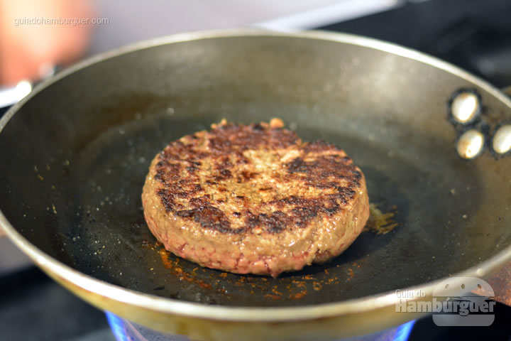 Hambúrguer virado - Receita hamburguer perfeito caseiro e profissional