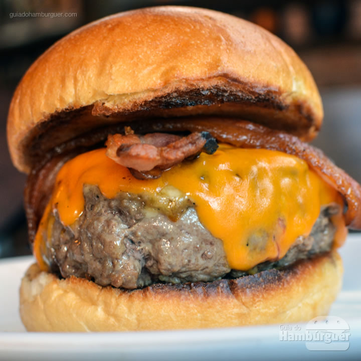 Cheesebacon - Chip's Burger