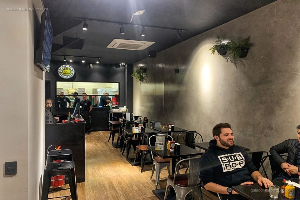 Piso Inferior - Capital Burguer - Vila Olímpia - São Paulo